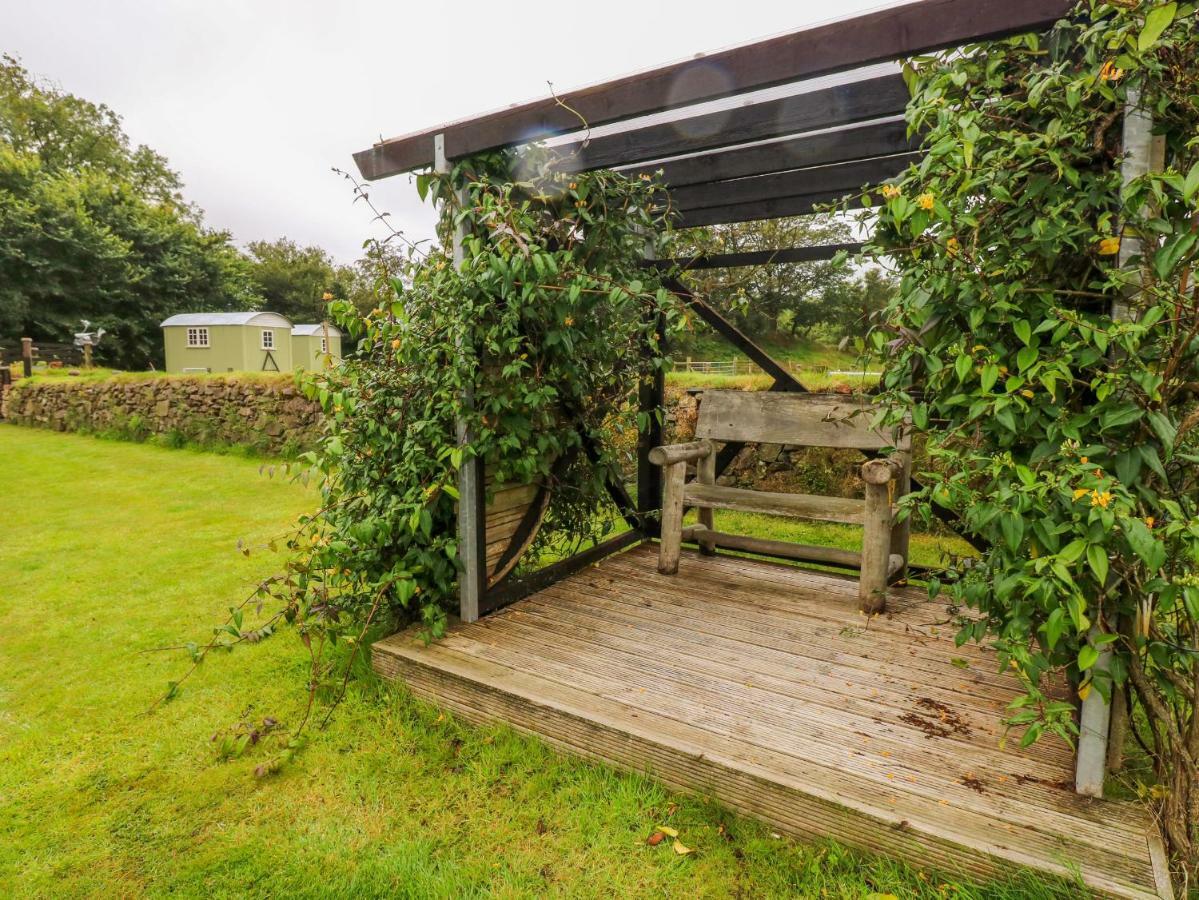 Shepherds Hut - The Crook Milford Haven Exterior foto